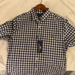 NWT vineyard vines slim fit Tucker shirt - medium